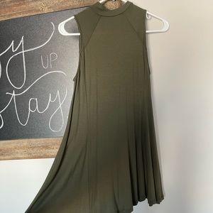 Flowy army green turtle neck tank